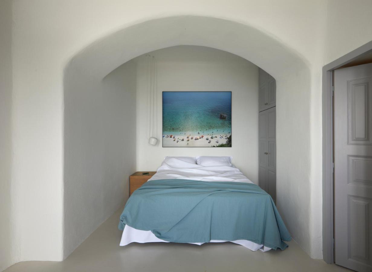 Inspire Santorini Luxury Villas Fira  Eksteriør billede